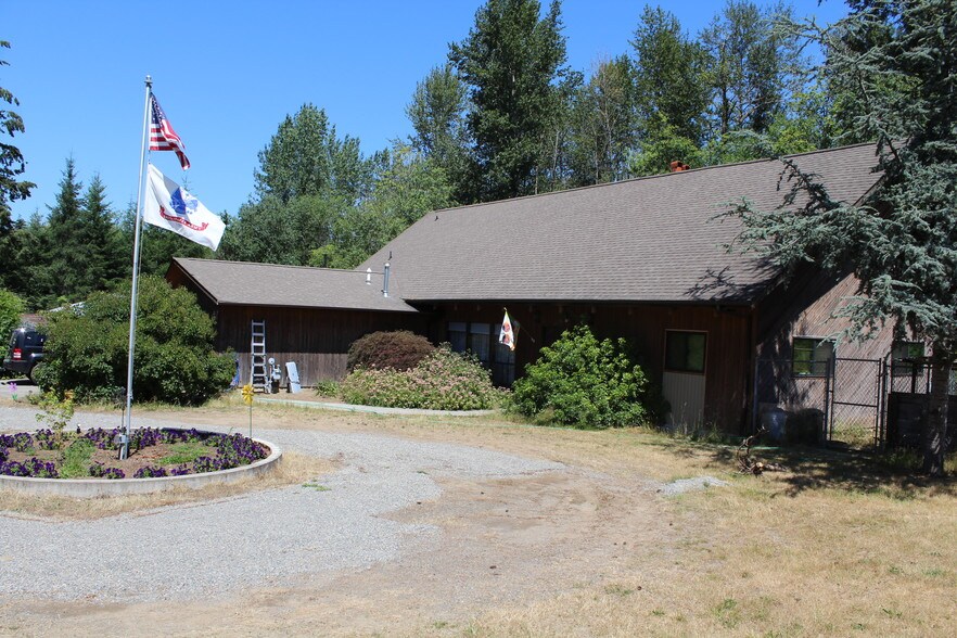 11204 154th Street Ct E, Puyallup, WA à vendre - Photo du bâtiment - Image 2 de 12