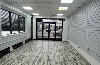 28A Bury New Rd, Manchester for lease Interior Photo- Image 1 of 3