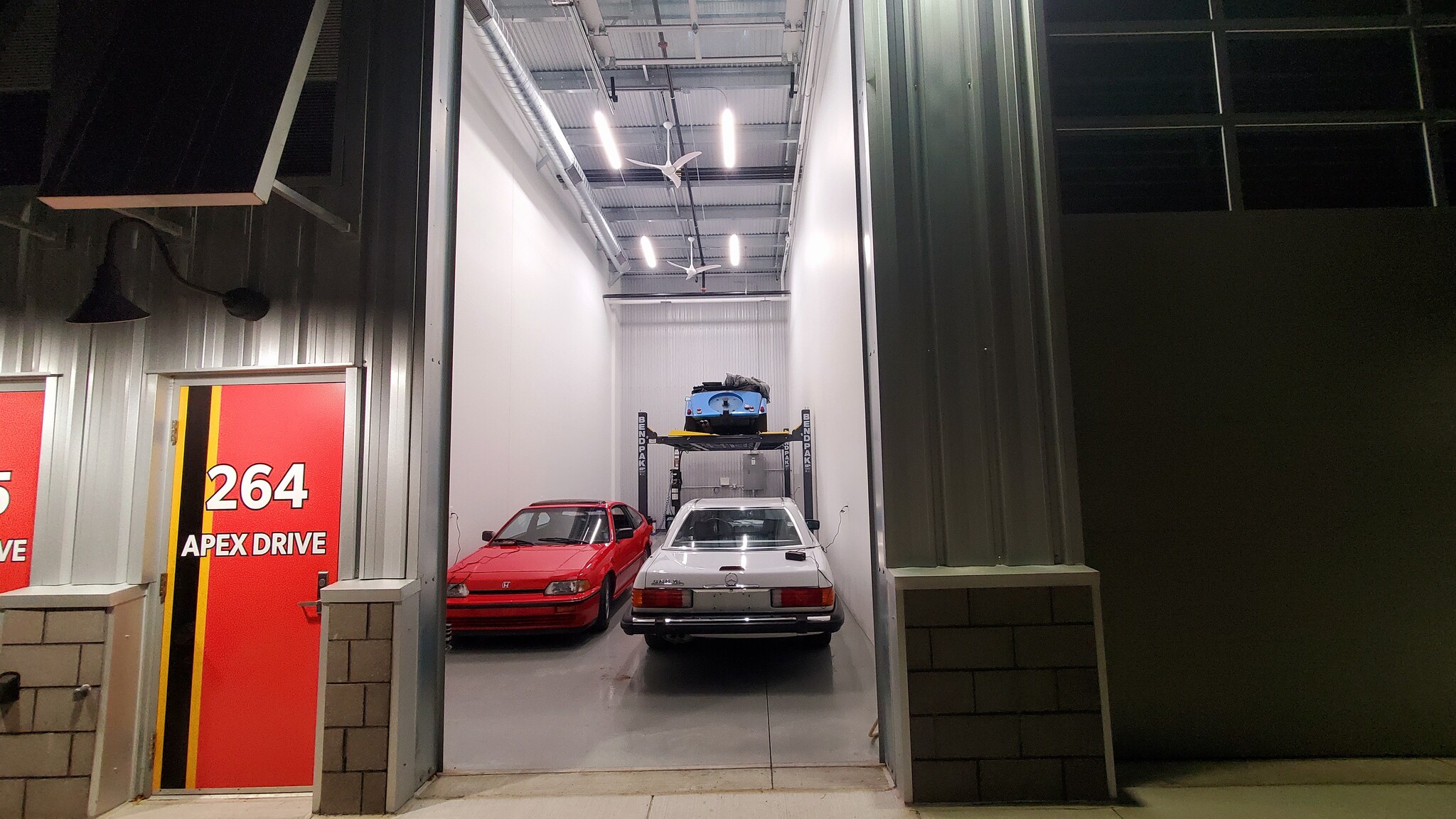 264 Apex Dr, Pontiac, MI for sale Primary Photo- Image 1 of 12