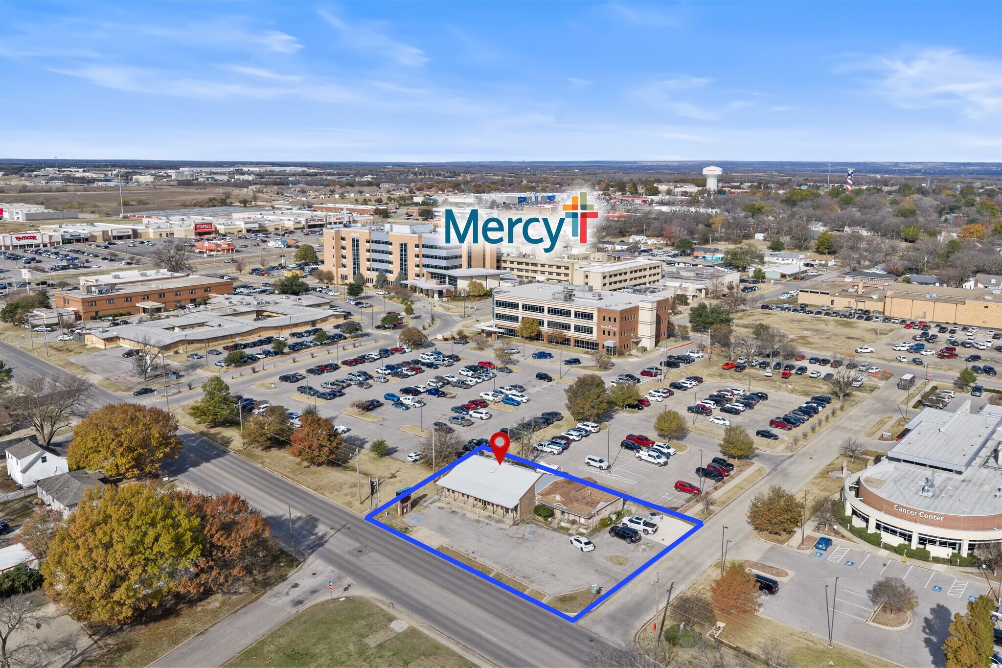 715 12th Ave NW, Ardmore, OK for sale Primary Photo- Image 1 of 32