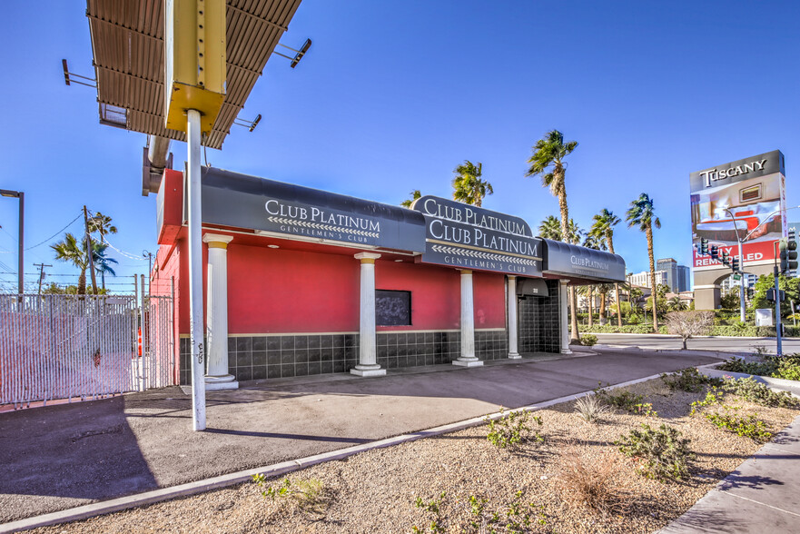 311 E Flamingo Rd, Las Vegas, NV à vendre - Photo du bâtiment - Image 1 de 1