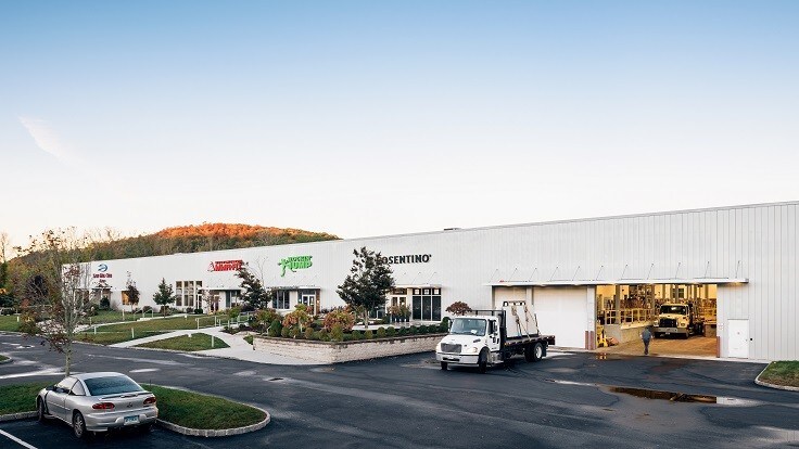 333 N Bedford Rd, Mount Kisco, NY à vendre Photo principale- Image 1 de 1