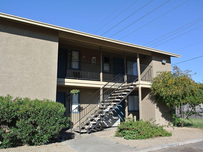 338 N 23rd St, Phoenix, AZ à vendre - Photo du bâtiment - Image 2 de 10