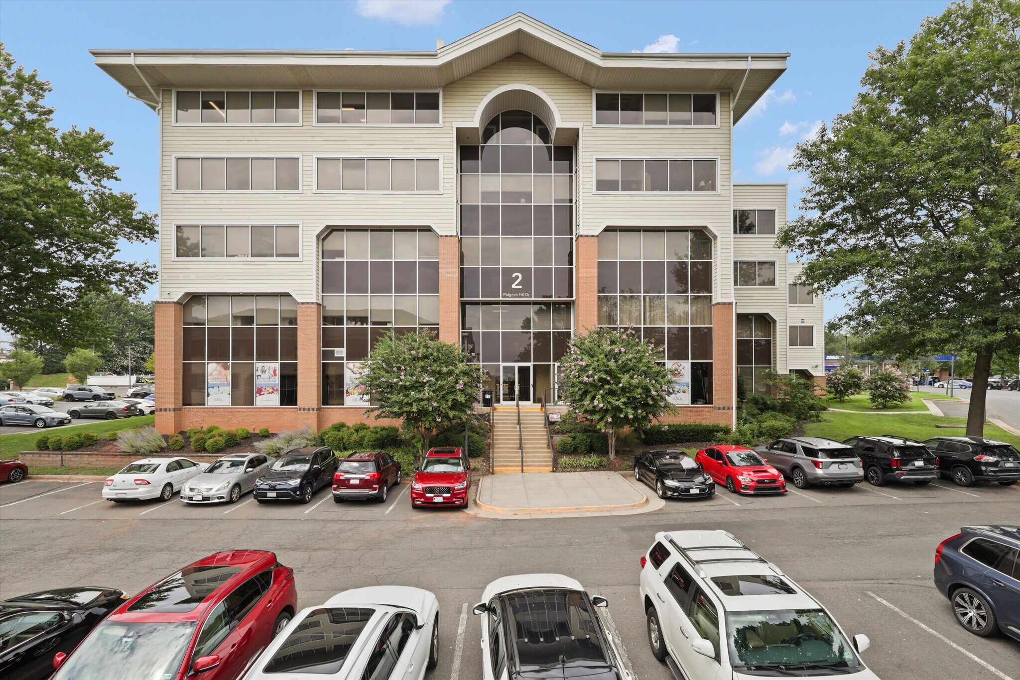 2 Pidgeon Hill Dr, Sterling, VA for lease Interior Photo- Image 1 of 5