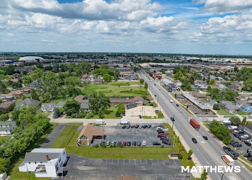 7300 S Harlem Ave, Bridgeview, IL for sale - Building Photo - Image 2 of 3
