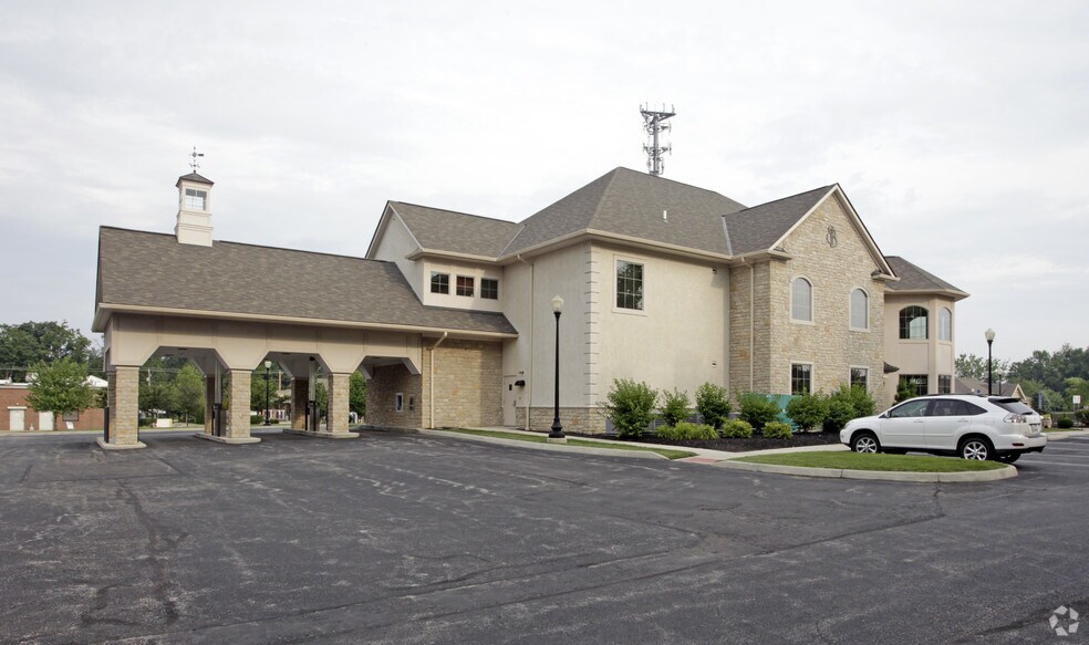 461 Beecher Rd, Columbus, OH à louer - Photo du bâtiment - Image 2 de 11