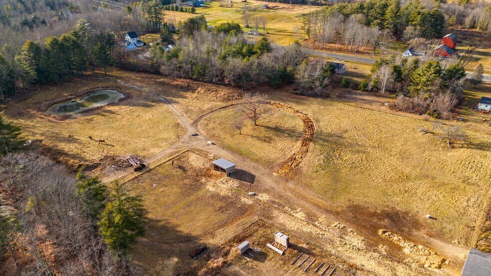 668 Hollis Rd, Hollis Center, ME à vendre - Photo du bâtiment - Image 3 de 61