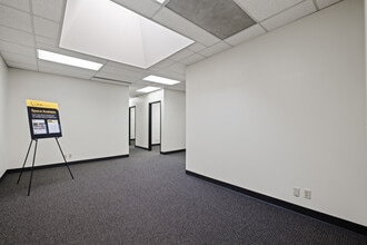 4002-4014 148th Ave NE, Redmond, WA for lease Interior Photo- Image 1 of 25