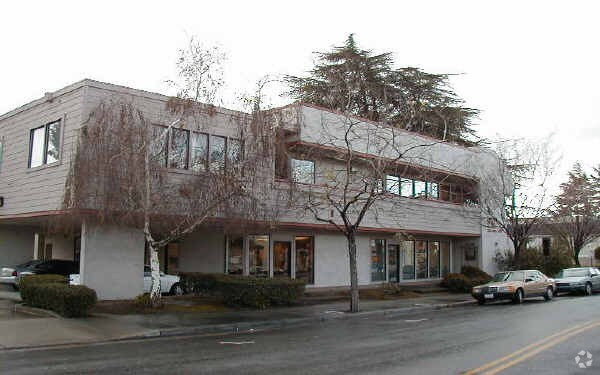 150 E Campbell Ave, Campbell, CA à louer - Photo du bâtiment - Image 3 de 22