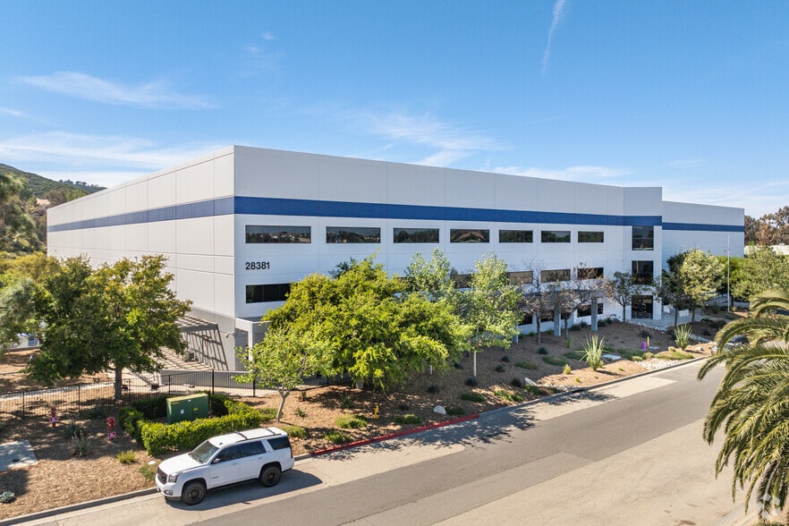 28381 Vincent Moraga Dr, Temecula, CA for lease - Building Photo - Image 3 of 10