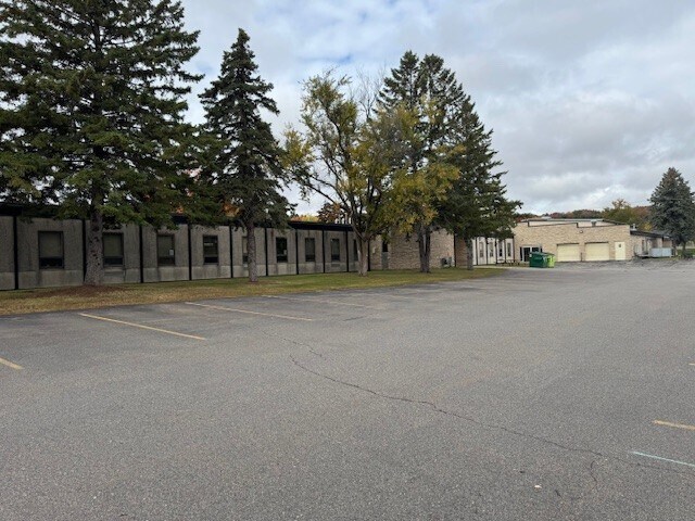 225 S 28th Ave, Wausau, WI à vendre - Photo du bâtiment - Image 2 de 15