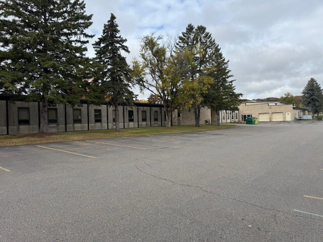 225 S 28th Ave, Wausau, WI à vendre - Photo du bâtiment - Image 2 de 15