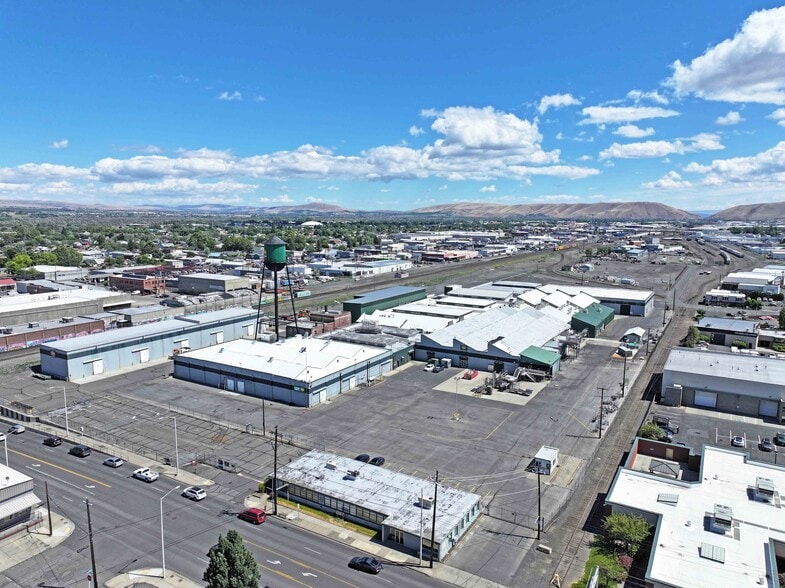 108 W Walnut St, Yakima, WA for sale - Building Photo - Image 2 of 32