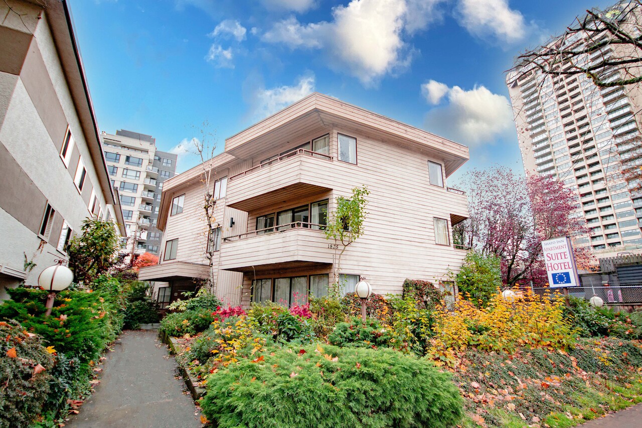1825 Comox St, Vancouver, BC à vendre Photo du bâtiment- Image 1 de 1