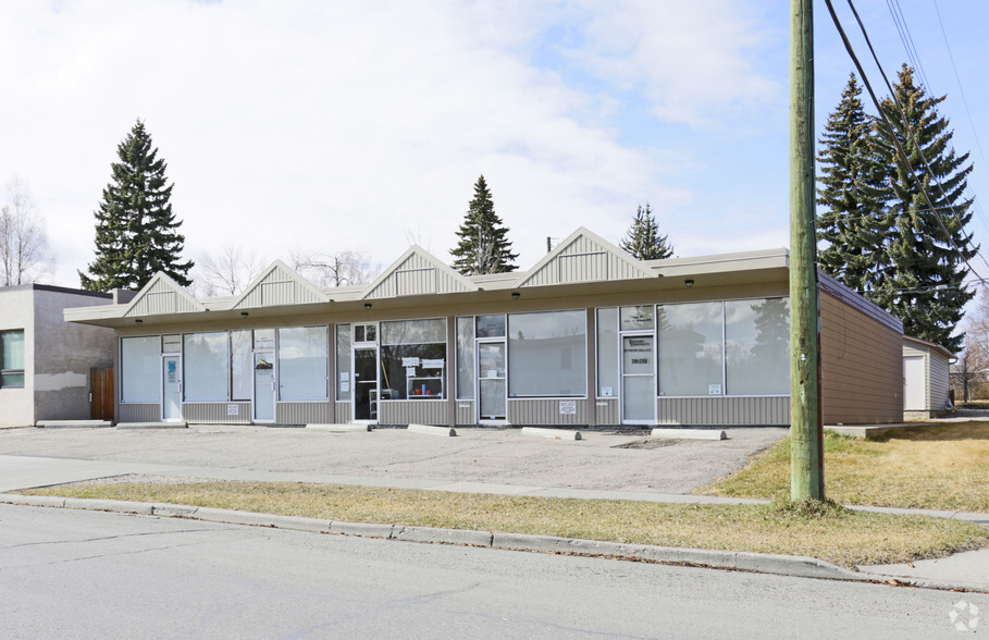 2220 20th Ave NW, Calgary, AB for lease - Building Photo - Image 2 of 7