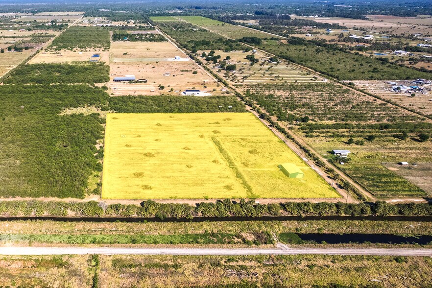 15350 111th St, Fellsmere, FL à vendre - Photo du bâtiment - Image 2 de 12