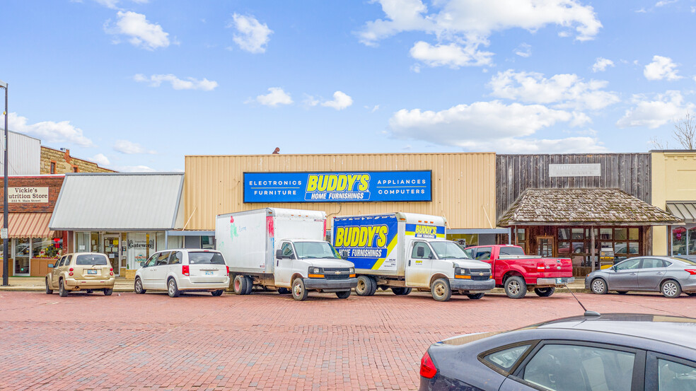 218 N Main St, Seminole, OK for sale - Primary Photo - Image 1 of 1