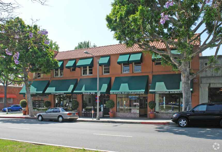 329 N Wetherly Dr, Beverly Hills, CA for lease - Building Photo - Image 2 of 5