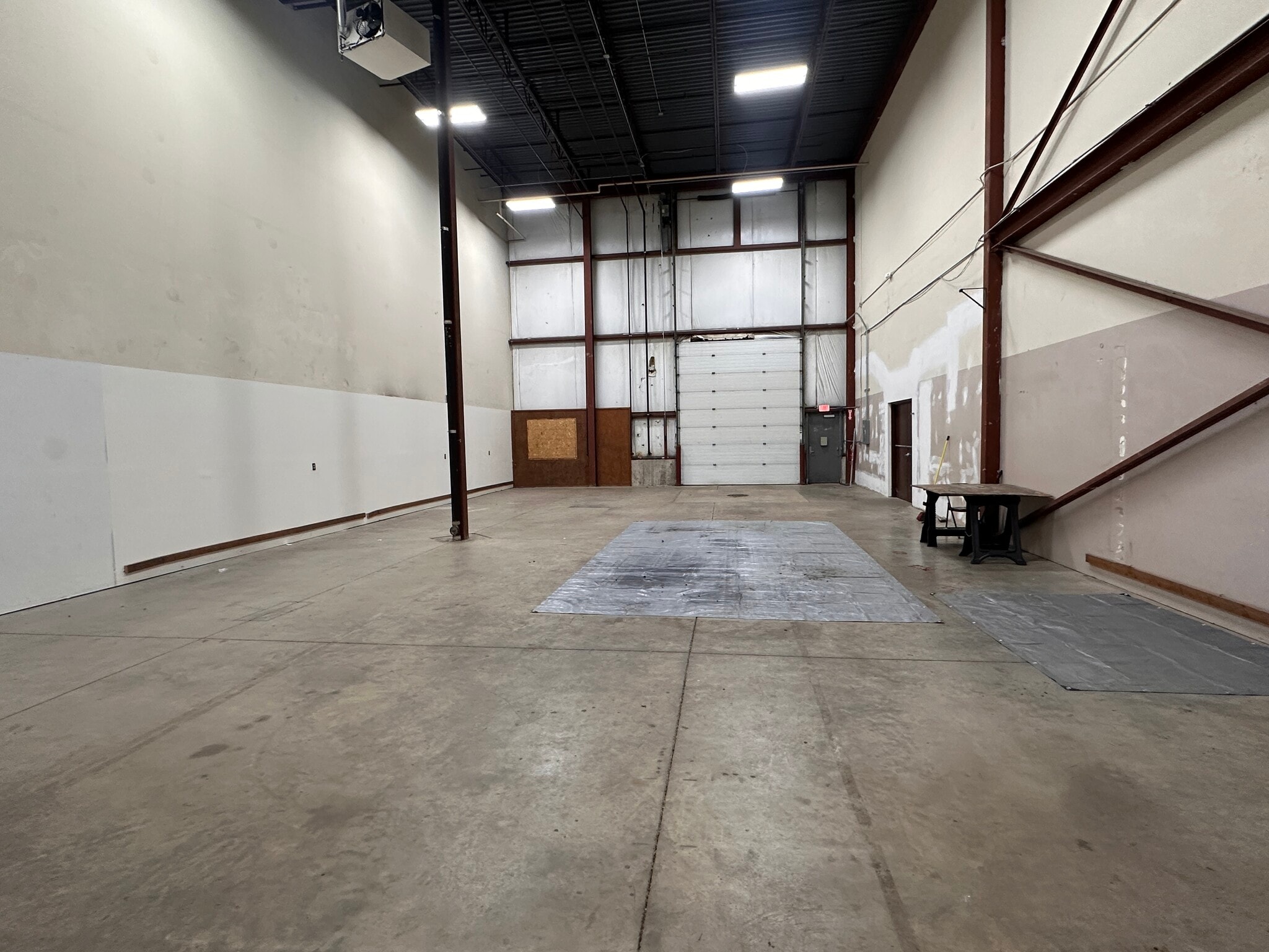 4595 Broadmoor Ave SE, Grand Rapids, MI for lease Interior Photo- Image 1 of 4