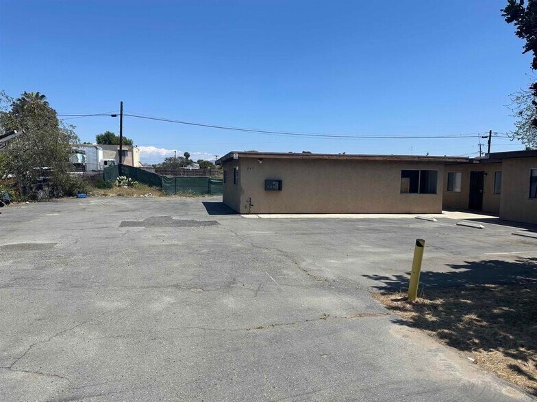 245-247 Euclid Ave, San Diego, CA à vendre - Photo du bâtiment - Image 3 de 5