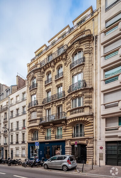 11 Rue Benjamin Franklin, Paris à louer - Photo du bâtiment - Image 2 de 4