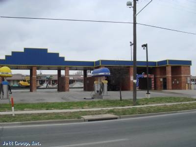 Express Car Wash portfolio of 2 properties for sale on LoopNet.ca - Building Photo - Image 3 of 4