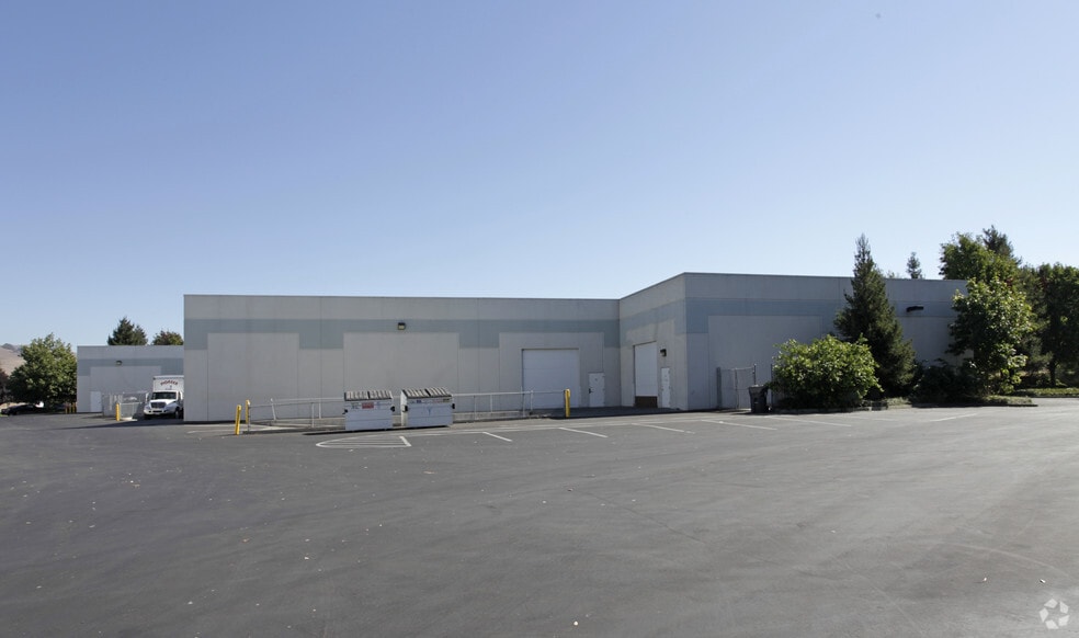 30-50 Harlow Ct, Napa, CA for lease - Primary Photo - Image 1 of 3