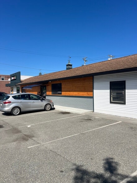 5 S Central St, Haverhill, MA for lease - Building Photo - Image 1 of 2