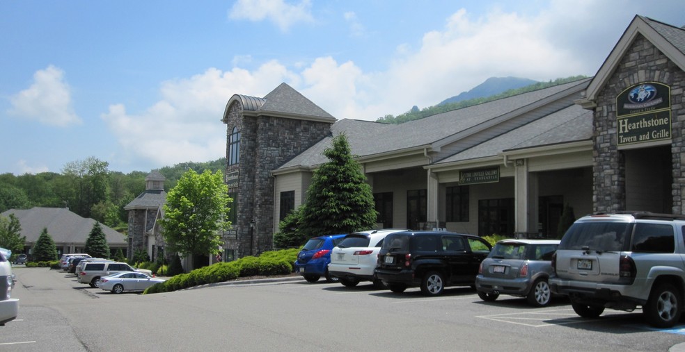 4004 NC Highway 105 S, Banner Elk, NC for sale - Primary Photo - Image 1 of 1