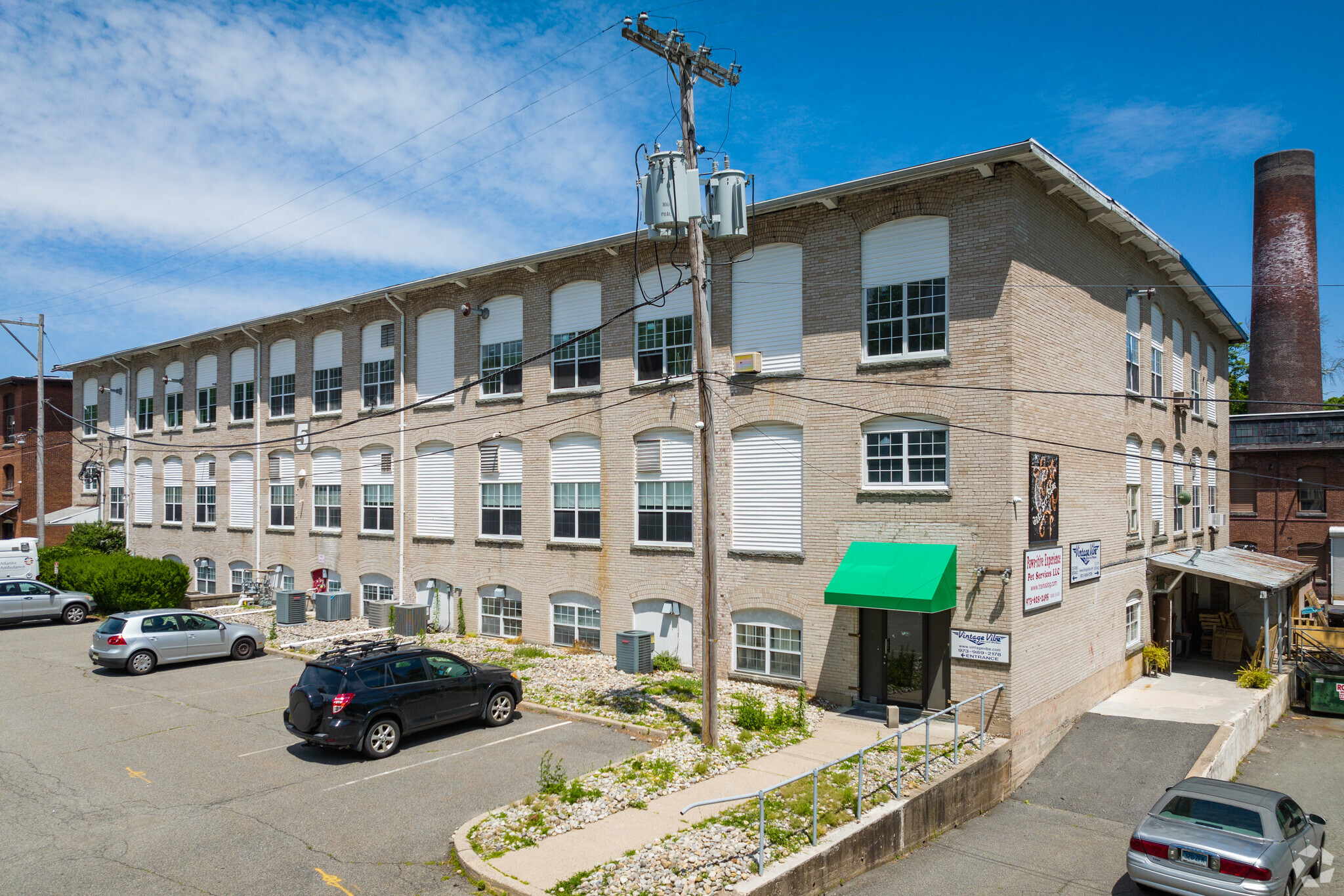 114 Beach St, Rockaway, NJ à louer Photo principale- Image 1 de 10