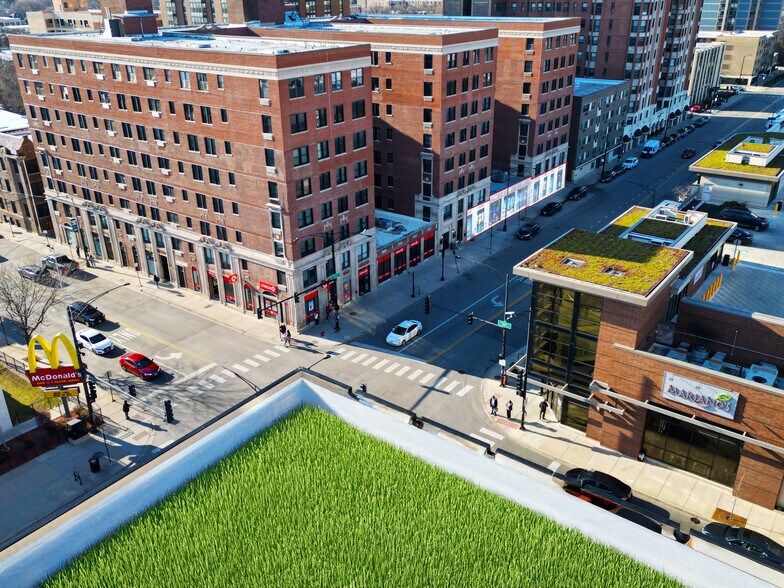 5200 N Sheridan Rd, Chicago, IL à louer - Photo du bâtiment - Image 3 de 63