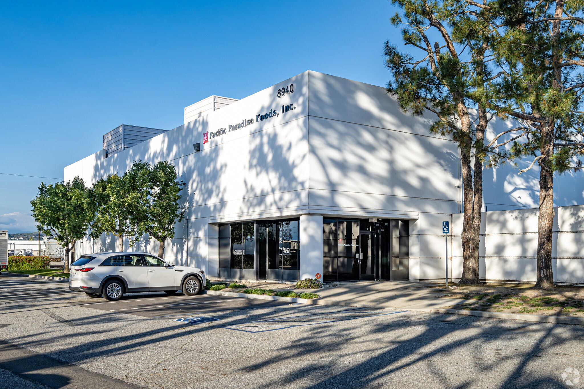 8940 Sorensen Ave, Santa Fe Springs, CA for lease Primary Photo- Image 1 of 9