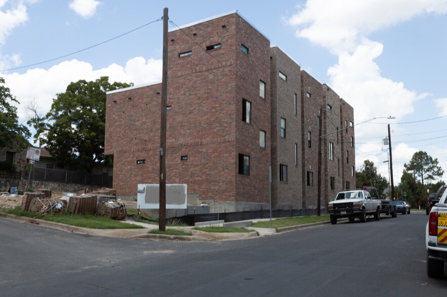 808 Lydia St, Austin, TX for lease - Building Photo - Image 3 of 12