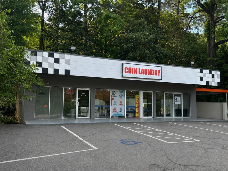 2408 Ft Benning Rd, Columbus, GA for sale - Building Photo - Image 2 of 6