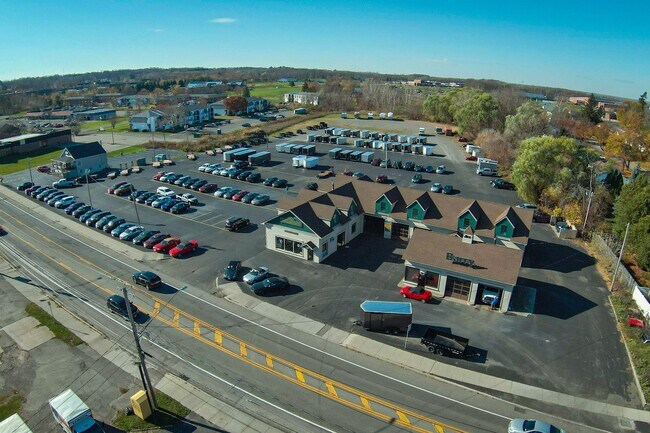 Plus de détails pour 4579 Lake Rd S, Brockport, NY - Commerce de détail à louer