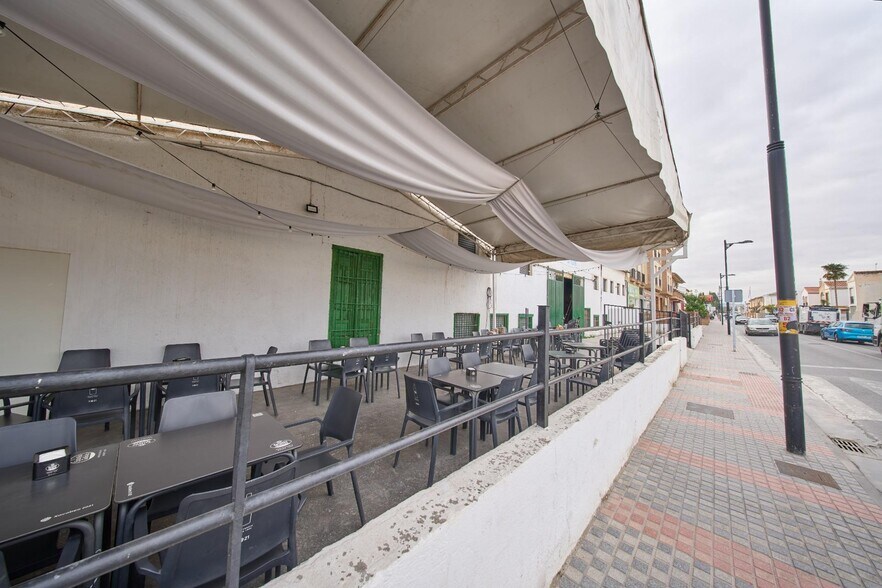 Carretera de la Fuente Vaqueros, 101, Chauchina, Granada à vendre - Photo du bâtiment - Image 3 de 17