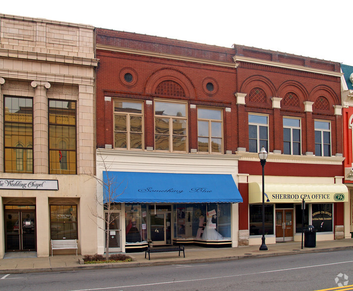 508 S Main St, Springfield, TN à vendre - Photo du bâtiment - Image 1 de 1