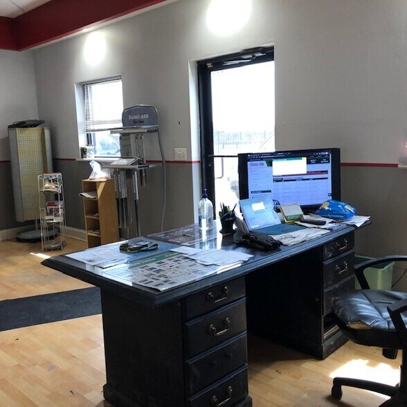 962 Neubling Ave, Evansville, IN à vendre - Photo intérieure - Image 2 de 13