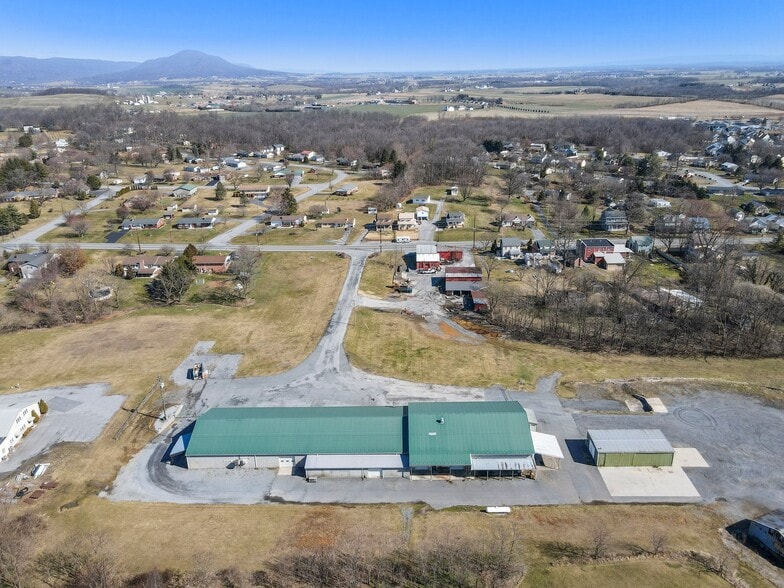 12258 Buchanan Trl W, Mercersburg, PA for lease - Building Photo - Image 3 of 62