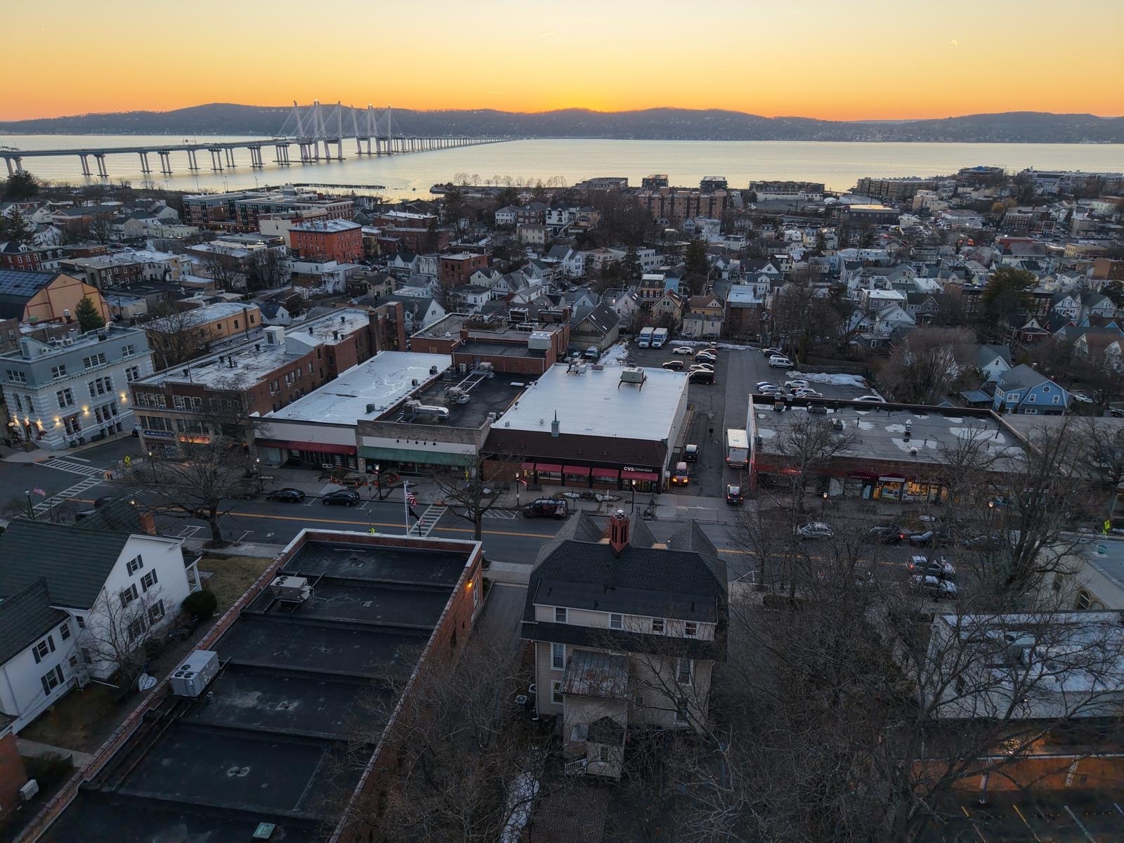 54 N Broadway, Tarrytown, NY for lease Primary Photo- Image 1 of 10