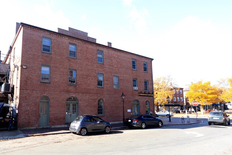 2 Liberty St, Newburyport, MA for sale - Building Photo - Image 1 of 1