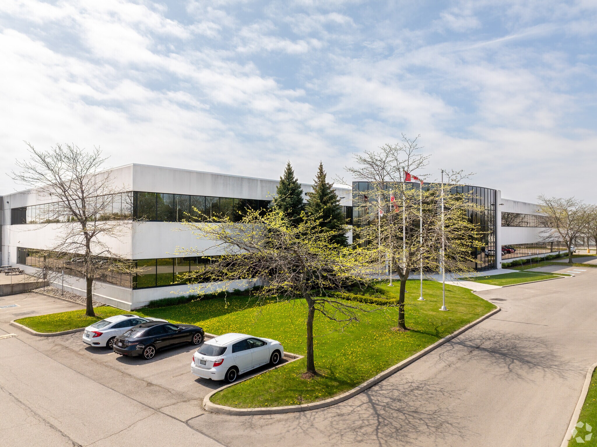 3450 Harvester Rd, Burlington, ON à louer Photo du bâtiment- Image 1 de 37