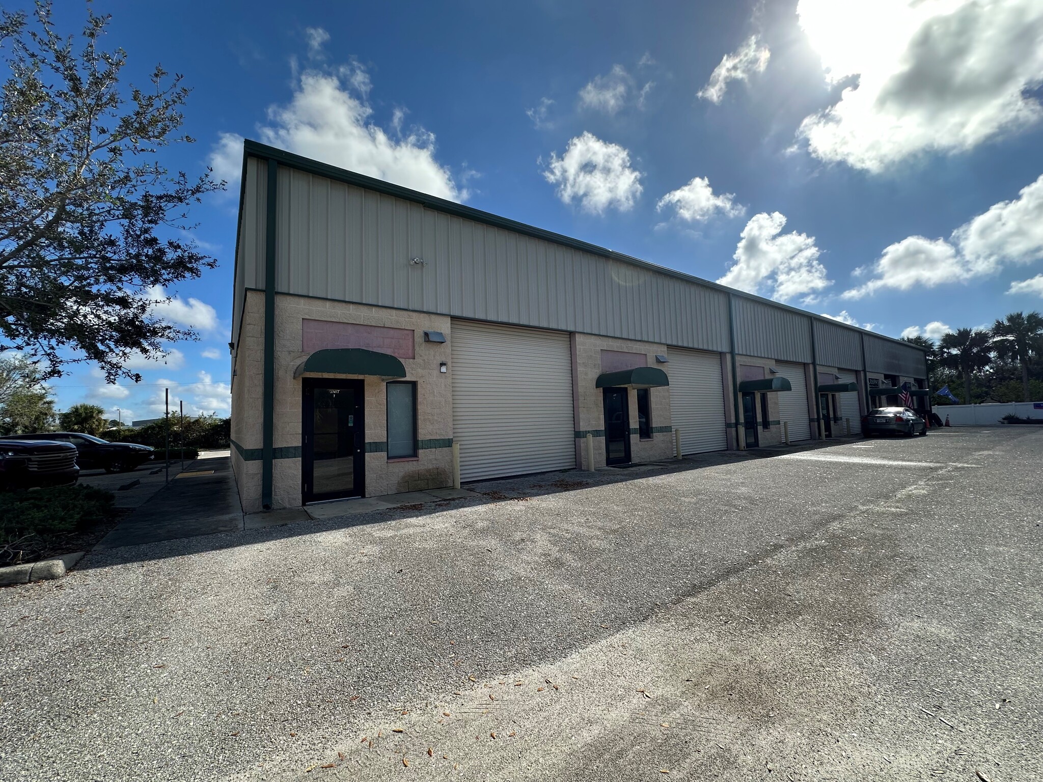 19440-19450 Peachland Blvd, Port Charlotte, FL for lease Building Photo- Image 1 of 12