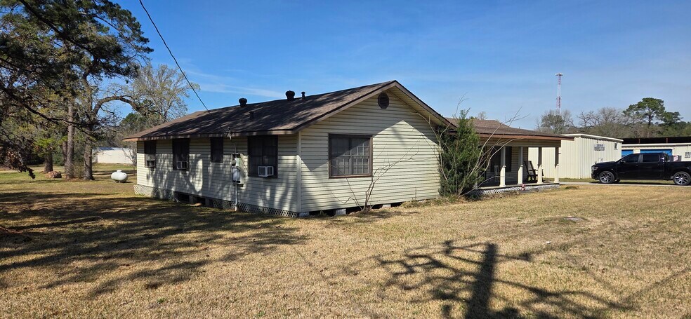 35607 FM 149 Rd, Pinehurst, TX à vendre - Photo du bâtiment - Image 2 de 5
