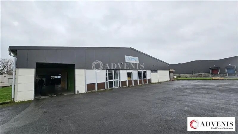 Industrial in Santes for sale - Building Photo - Image 1 of 10