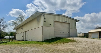 2370 Scioto Harper Rd, Columbus, OH for lease Interior Photo- Image 2 of 3