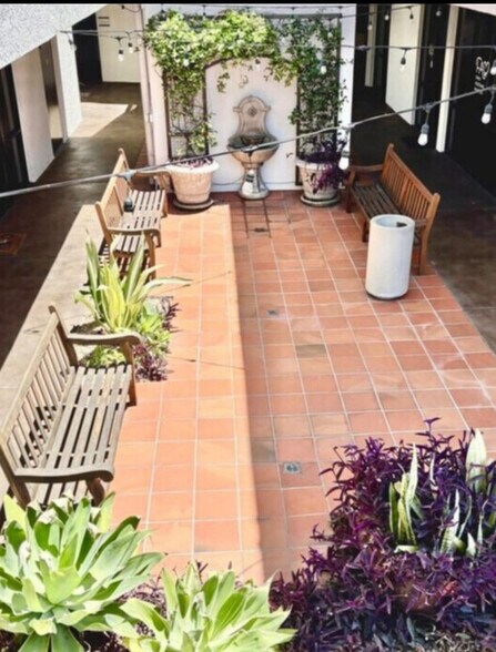 26400 La Alameda, Mission Viejo, CA à louer - Photo du bâtiment - Image 3 de 16