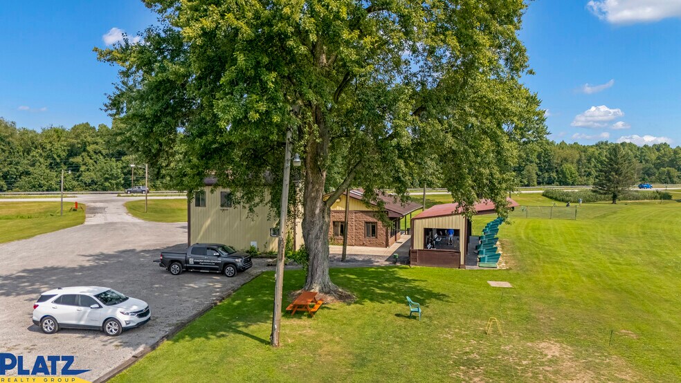 3815 State Route 5, Newton Falls, OH à vendre - Photo du bâtiment - Image 3 de 21