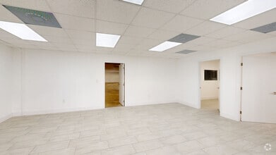 1612-1646 W 31st Pl, Hialeah, FL for lease Matterport 3D Scan- Image 1 of 9