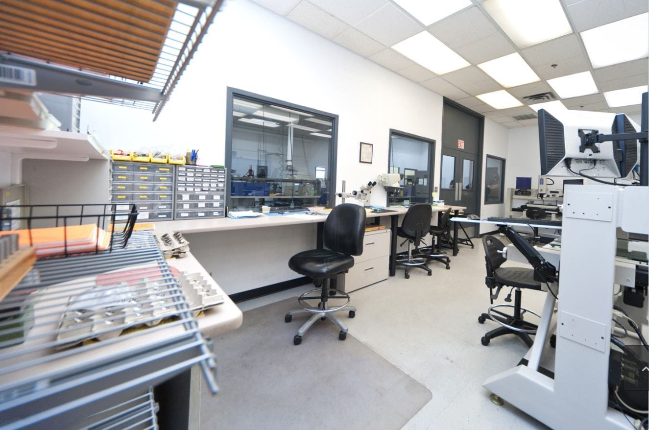 400 Apollo Dr, Circle Pines, MN à vendre Photo du bâtiment- Image 1 de 3